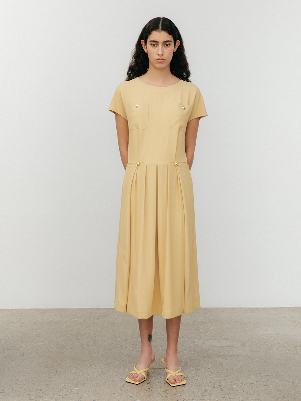 Button Pleated Dress -yellow